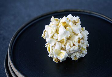 Marshmallow, foie gras, popcorn