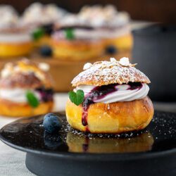 Laskiaispulla: de schattigste brioches in de Finse keuken!